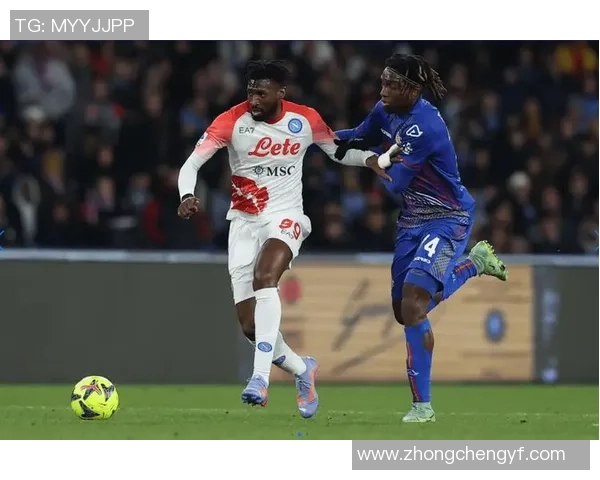 前裁判称迪洛伦佐获点不道德，那不勒斯官方：激烈斥责其言辞